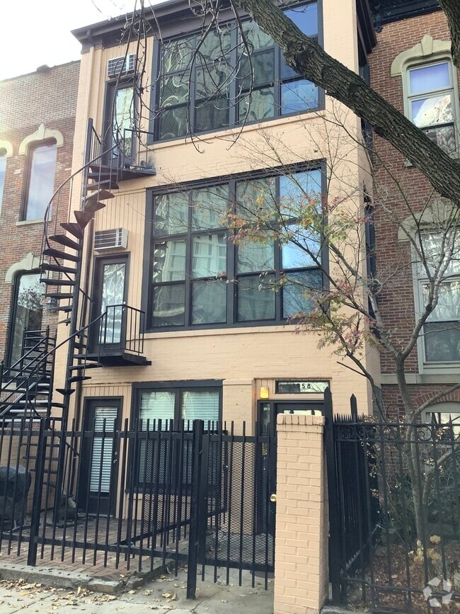 Building Photo - 1958 N Lincoln Ave Unit 3R Rental