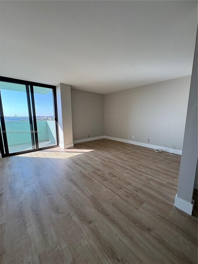 Photo - 1825 W 44th Pl Condo Unit 904