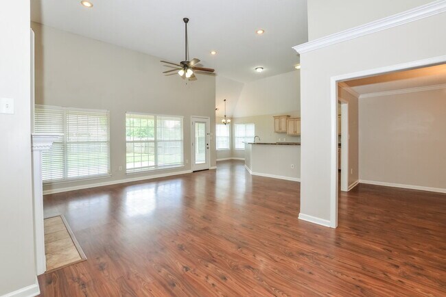 Photo - 1859 Winners Circle Cove