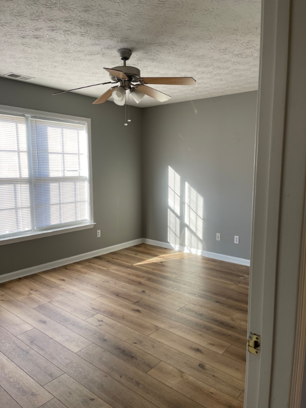 Photo - 160 Red Hawk Dr