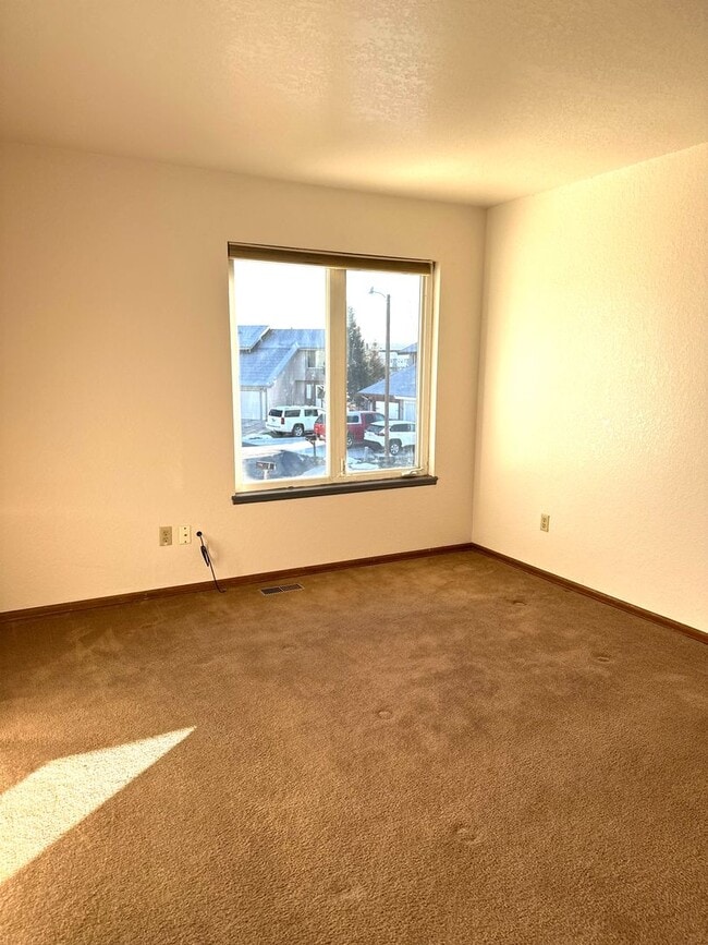 Photo - Newly Renovated Home 3 Bed 1 1/2 Bath 1-Car Garage on Century Place!