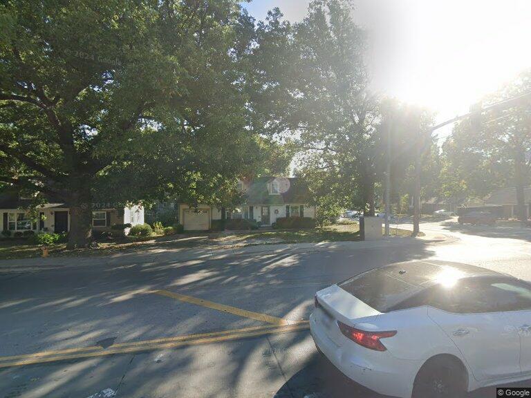 Photo - 7425 Roe Ave House