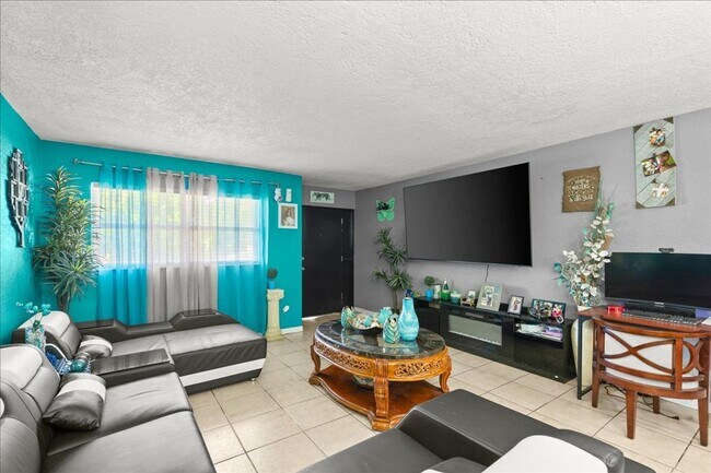 Photo - Charming Updated 3-Bedroom Home — Prime Daytona Location!
