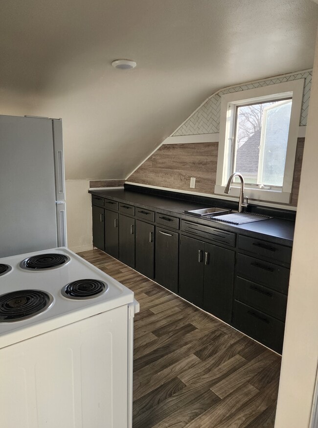 Photo - N 6th St Duplex