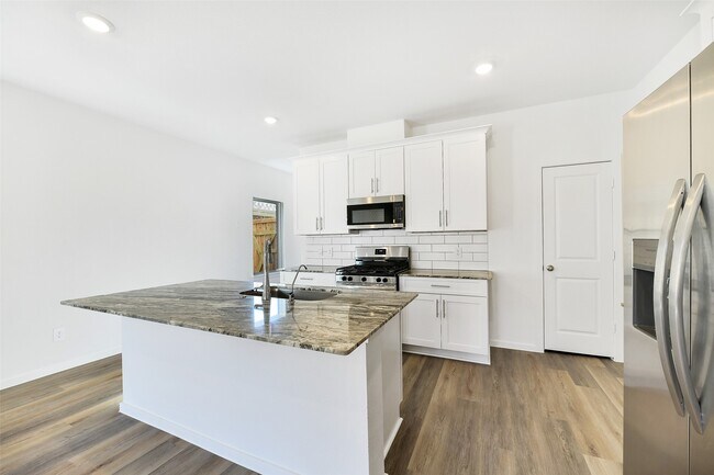 Photo - 3930 El Vaquero Ct