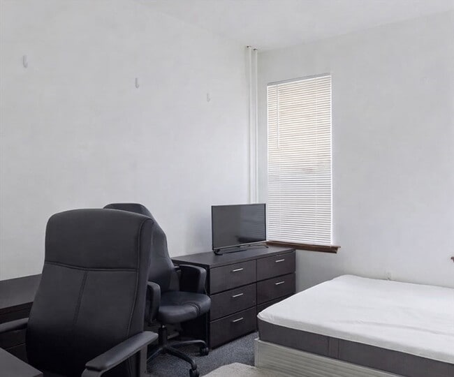 10 Parker Hill Ave Unit 1