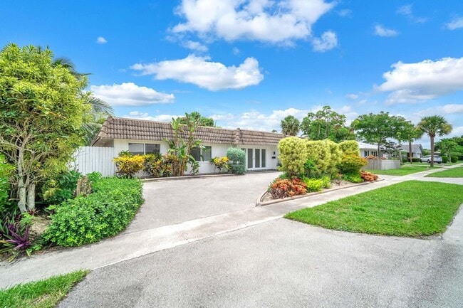 Photo - 1424 SW 13th Dr