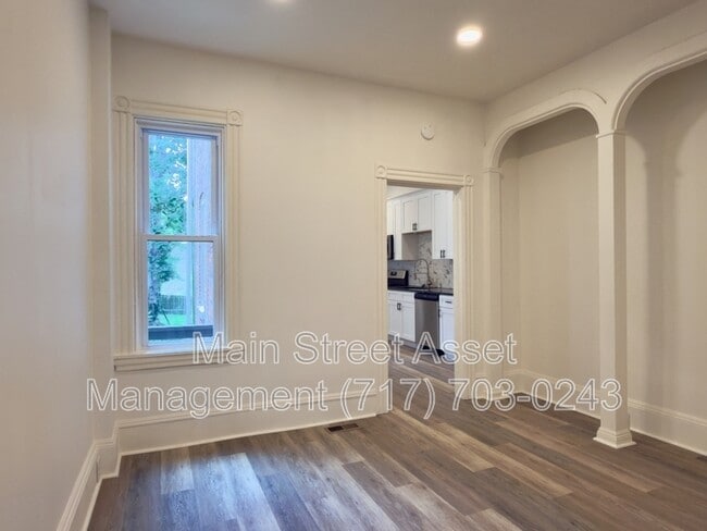 Photo - 15 S Ann St Unit 1
