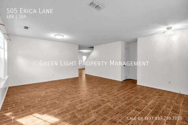 Photo - 505 Erica Ln