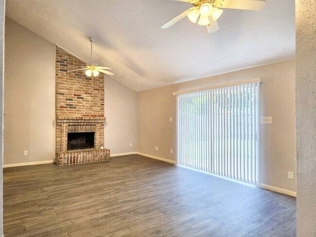 Photo - 22619 Deville Dr