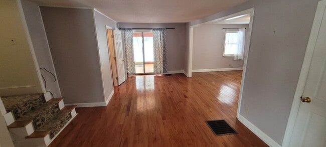 Photo - 415 Stillwater Ave