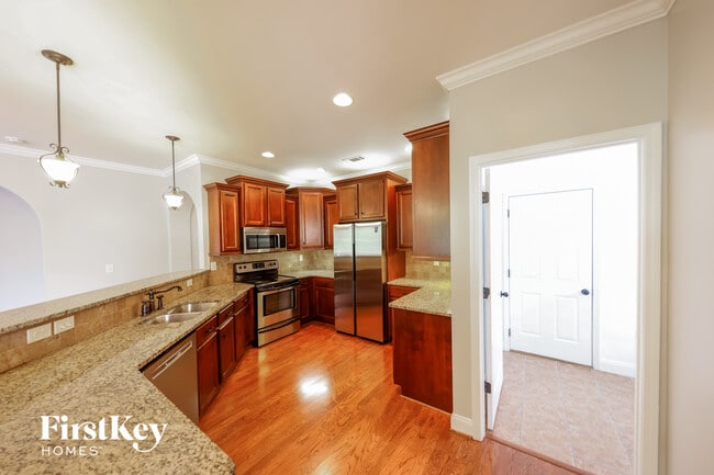 Photo - 156 Willow View Lane