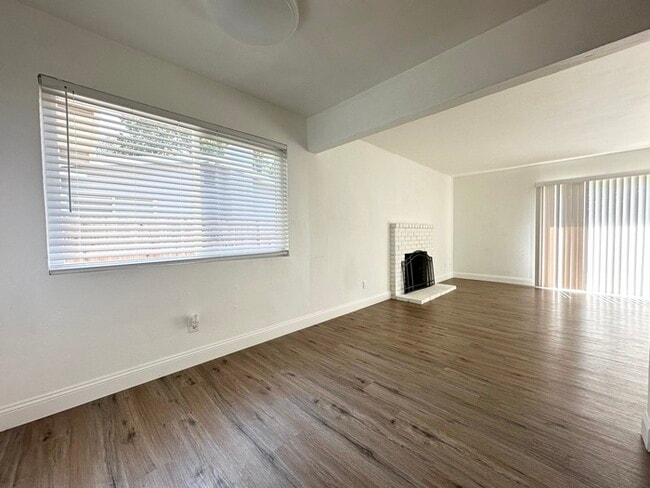 Photo - Beautiful three bedroom two bath home in Roseville!!