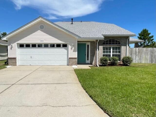 Building Photo - 925 Village Ln