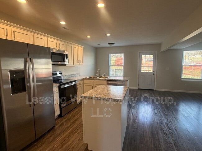 Photo - 46 Christian Ct