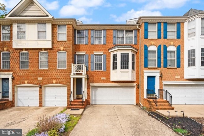 Building Photo - 12922 Starters Ln