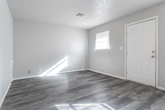 Photo - 236 N M Ave