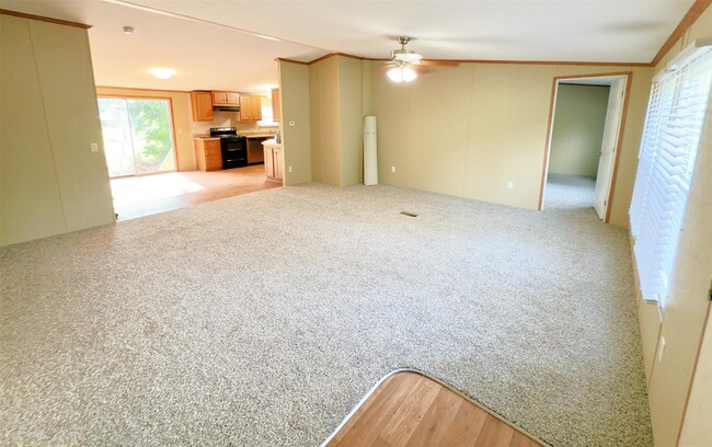 Photo - 31515 Marlin St