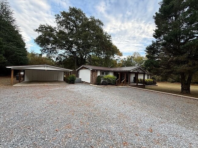 Photo - 11654 Harrisburg Rd