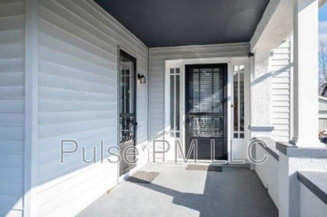 Photo - 2730 Dakota Ave