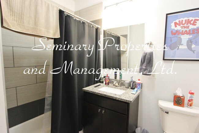 Photo - Amazing  rehabbed one bedroom with AC, DW, Granite Unidad 1714-2FF