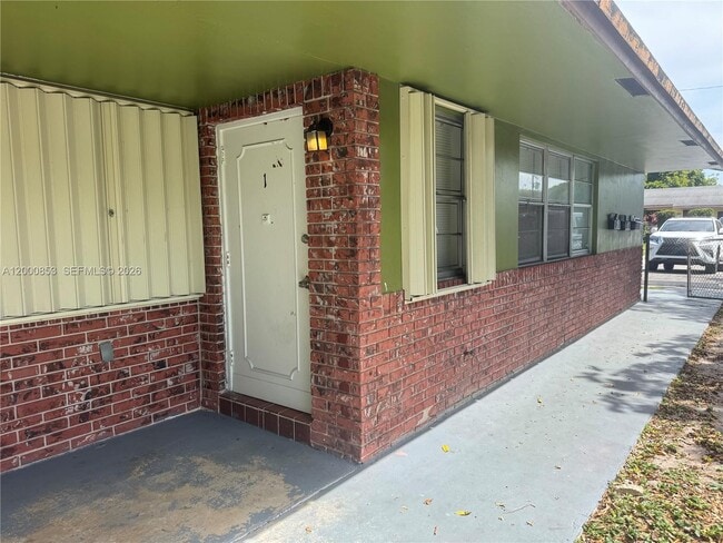 Photo - 6301 SW 27th St Unit 1