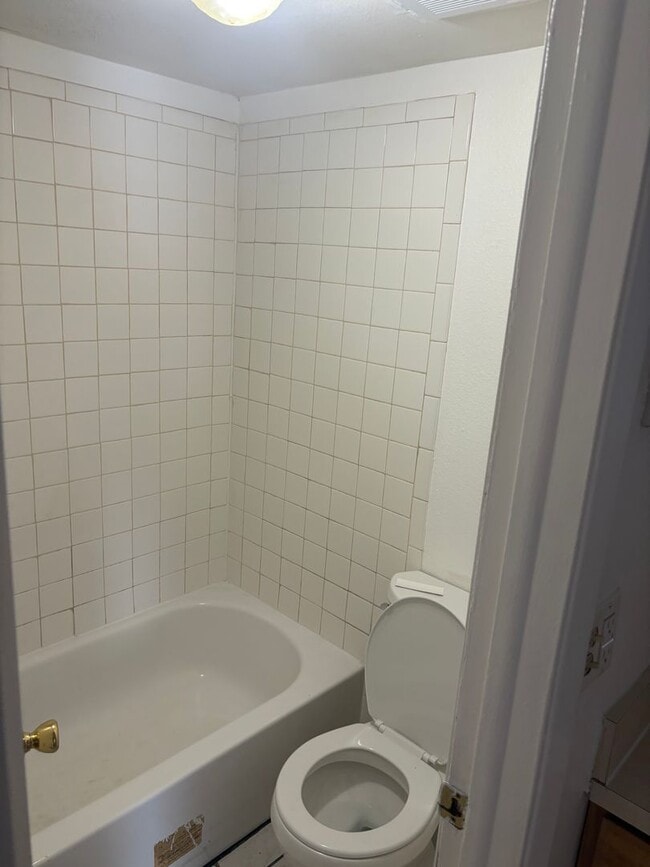 Photo - Baywatch Apartments- Five Minutes Driving ... Unit 8-1347/204