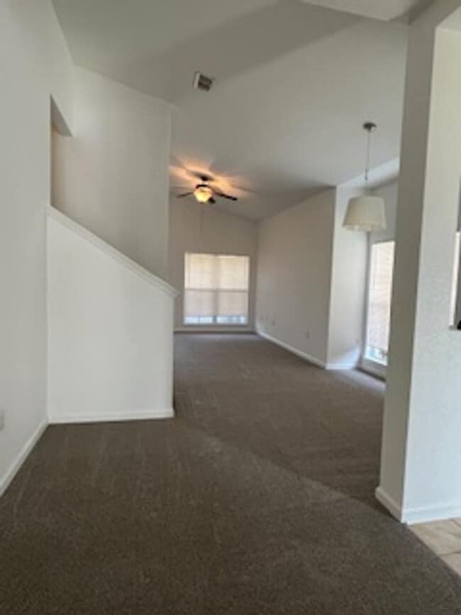 Photo - Beautiful Wexford Townhome!