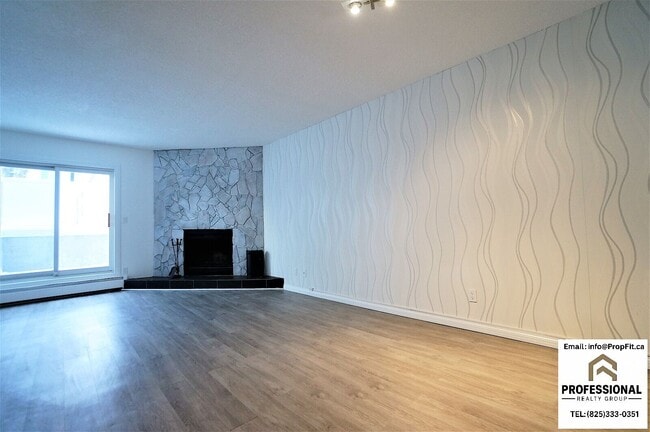 Photo - 10139 117 St NW Unit 101