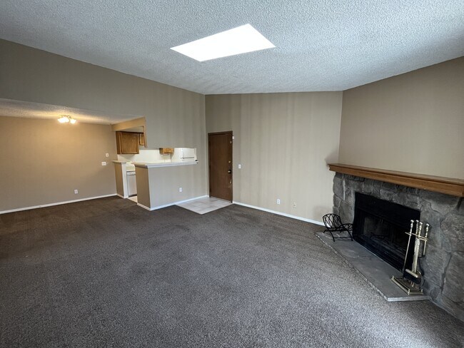 Photo - 902 S Walden St Unit 207