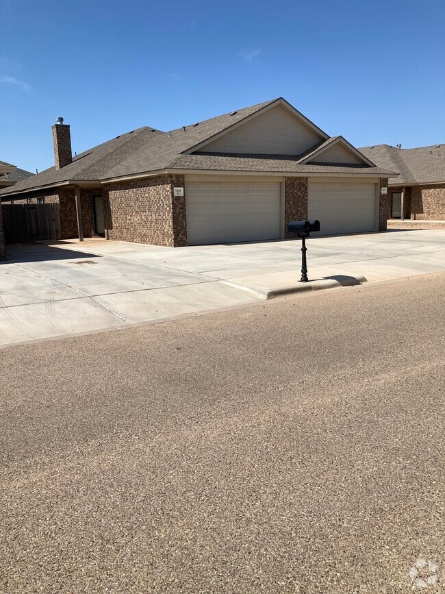 Building Photo - 1201 Preston Trl Unit B Rental