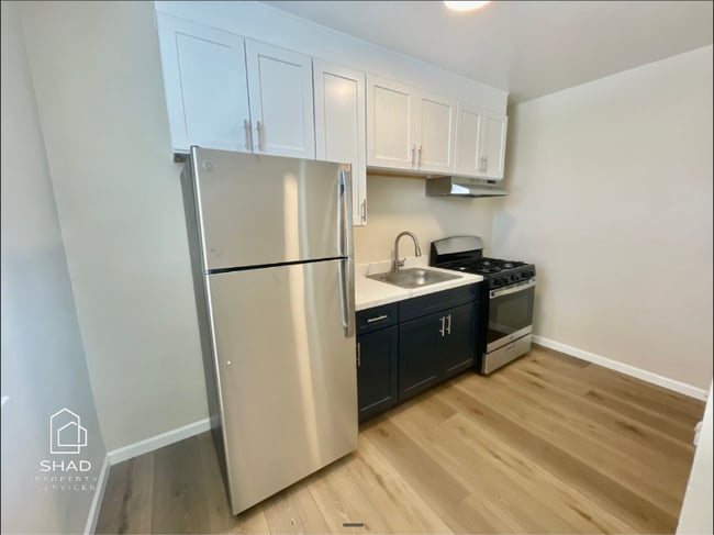 Photo - 1911 E 25th St Unit 8