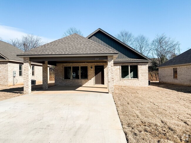 Building Photo - 264 Wolf Den Dr Rental