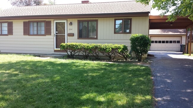 Photo - 5241 Wakefield Dr House
