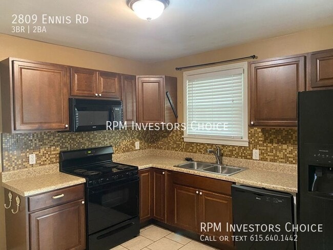 Photo - 2809 Ennis Rd