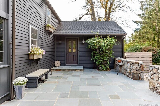 Photo - 63 Cemetery Hill Rd