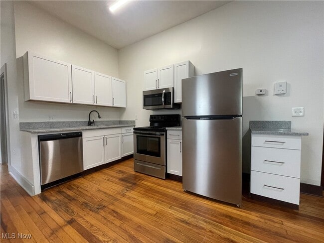 Photo - 1848 E 89th St Unit 102