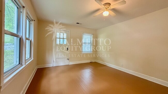 Photo - 928 McCormick St