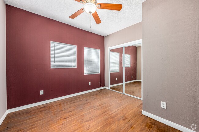 2BR, 2BA - 600SF - Primary Bedroom