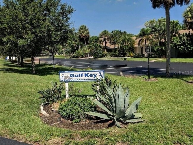 Building Photo - 540 Neptune Ave Unit #7