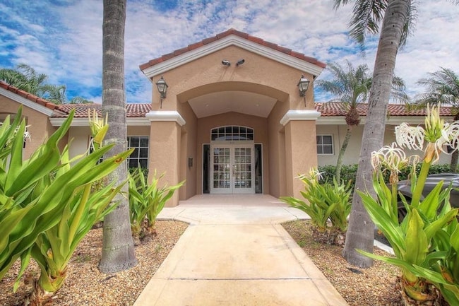 Photo - 616 Executive Center Dr