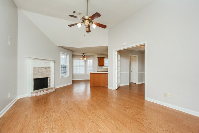 8314 Garden Willow Ln