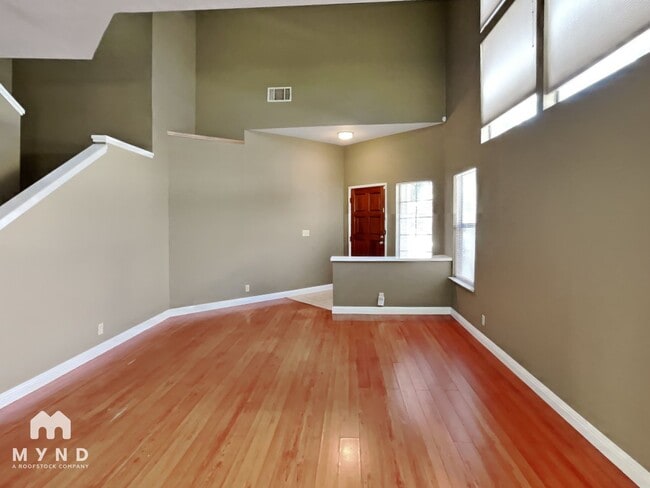 Photo - 4721 Shannondale Dr
