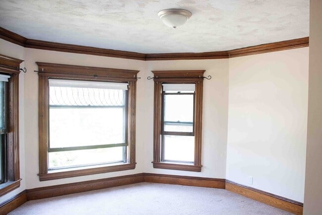 Photo - 39 Sugarloaf St Unit 2