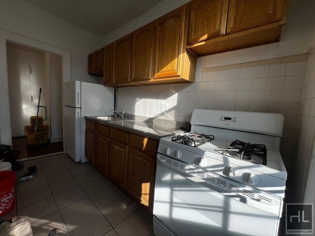 Photo - MORRIS AVENUE Unit 4B