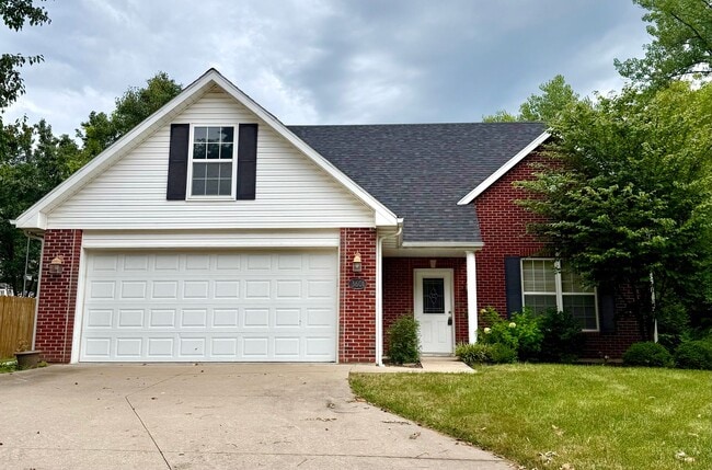 Building Photo - Single Family Home off Chapel Hill