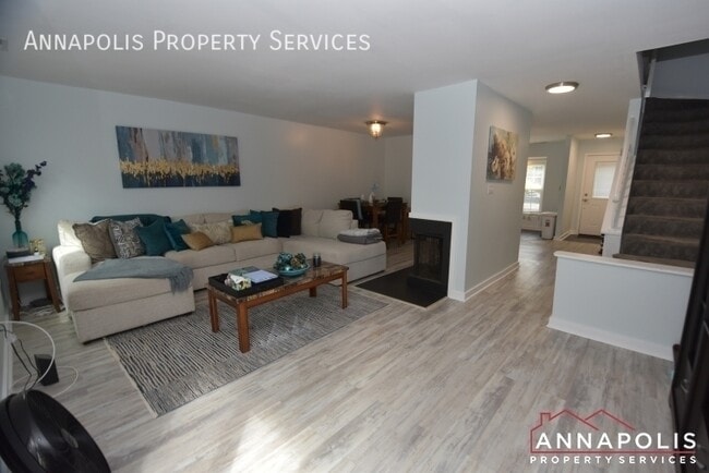 Photo - 1438 Harwick Ct