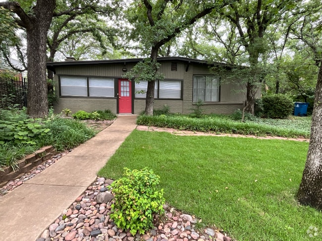 Building Photo - 2953 Peninsula Dr Rental