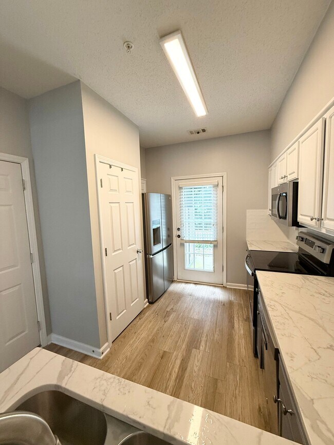 Photo - 209 Riverstone Commons Cir