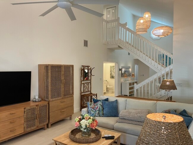 Photo - 333 Pelican Way